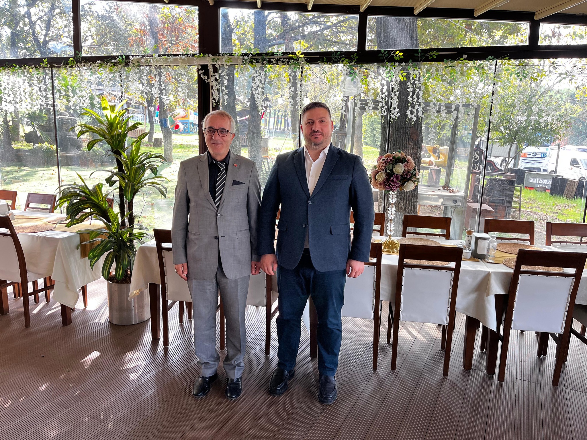 AK Parti Sancaktepe Teşkilatı’ndan Bölge Ekonomisine Katkı Sunan İş İnsanına Ziyaret