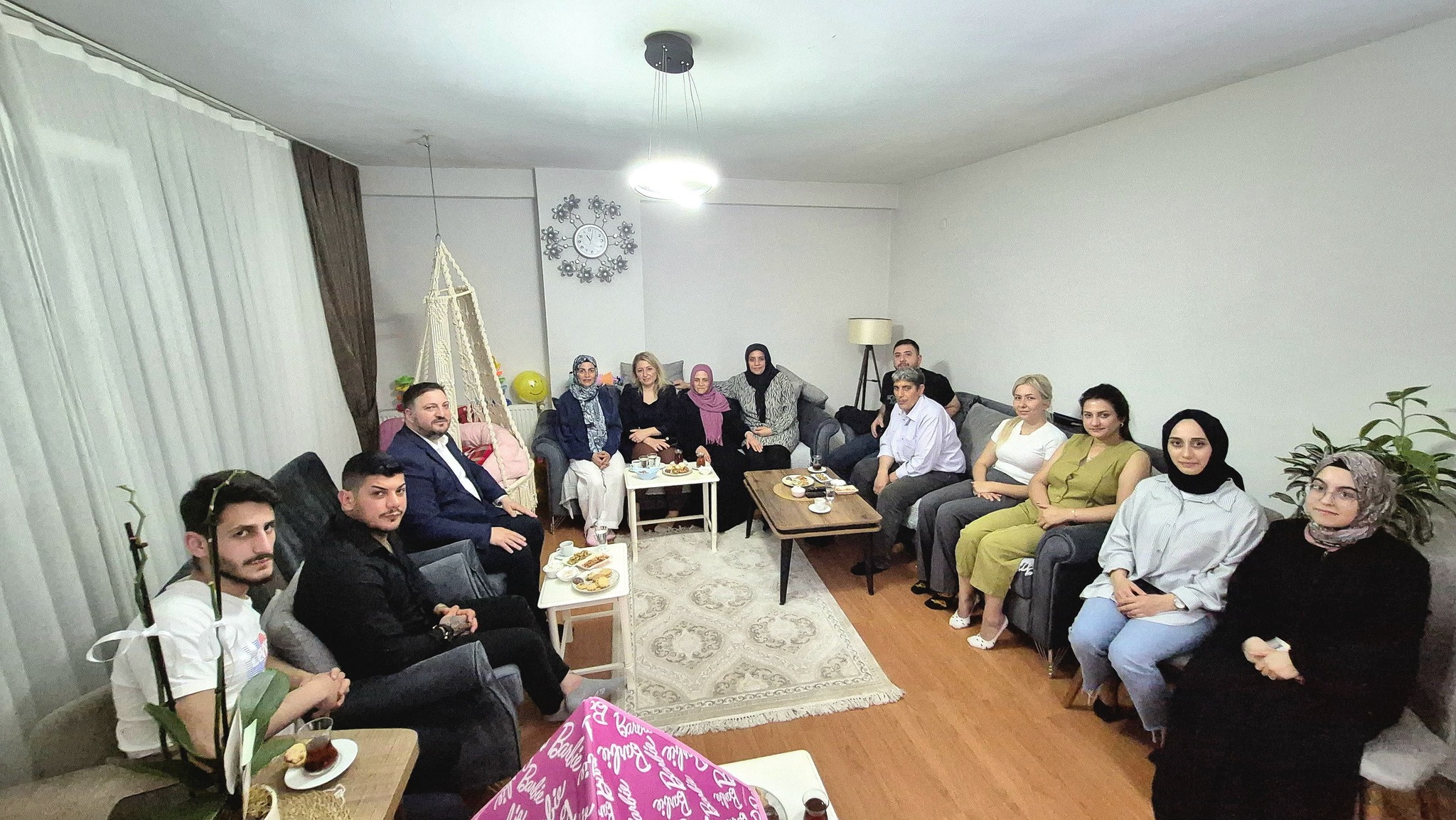 Acılar Paylaştıkça Azalır, Dualarla Hafifler