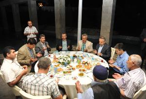 ŞEHİT VE GAZİ AİLELERİ ONURUNA  İFTAR VERİLDİ.